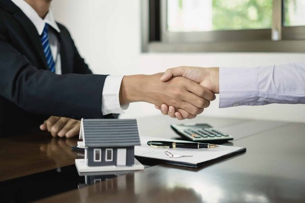 Courtier immobilier à hochelaga-maisonneuve : combien coûte ses prestations ?